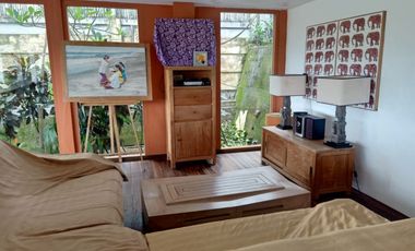 INVESTASI VILLA CANTIK DEKAT PANTAI SABA SUKAWATI