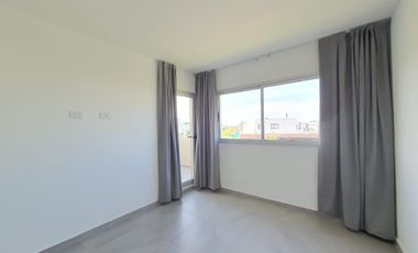 Casa en alquiler en Araucarias, Puertos del Lago, Escobar