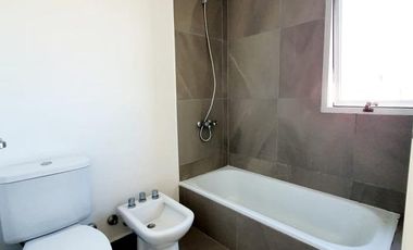 Casa en alquiler en Araucarias, Puertos del Lago, Escobar