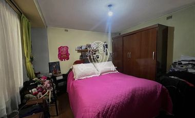 Venta casa en Ñuñoa para inversión o vivir Metro Villa Frei