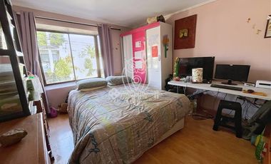Venta casa en Ñuñoa para inversión o vivir Metro Villa Frei