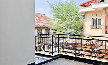 Rumah Mewah 2 lantai di Jaticempaka - Pondok Gede Bekasi