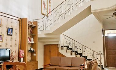 Rumah Mewah 2 lantai di Jaticempaka - Pondok Gede Bekasi