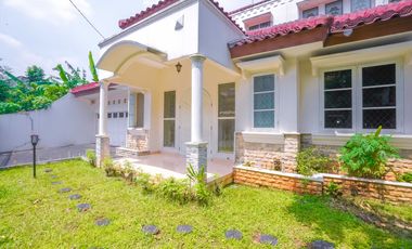 Rumah Tanah Luas 6 Menit ke Gerbang Tol Brigif 4 Hadap Timur J-45797