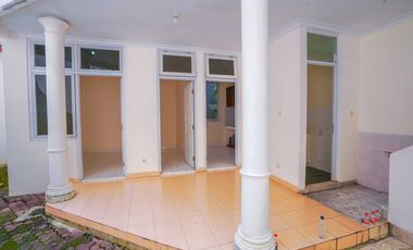Rumah Tanah Luas 6 Menit ke Gerbang Tol Brigif 4 Hadap Timur J-45797