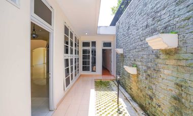 Rumah Tanah Luas 6 Menit ke Gerbang Tol Brigif 4 Hadap Timur J-45797
