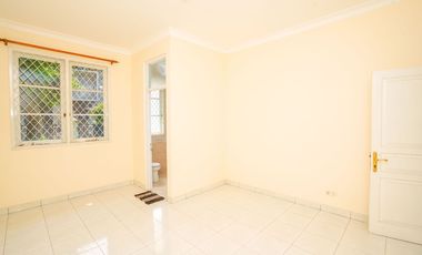 Rumah Tanah Luas 6 Menit ke Gerbang Tol Brigif 4 Hadap Timur J-45797