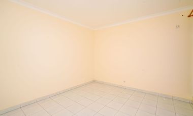 Rumah Tanah Luas 6 Menit ke Gerbang Tol Brigif 4 Hadap Timur J-45797