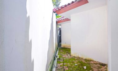 Rumah Tanah Luas 6 Menit ke Gerbang Tol Brigif 4 Hadap Timur J-45797