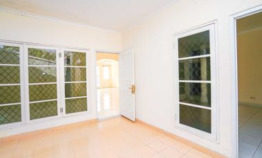 Rumah Tanah Luas 6 Menit ke Gerbang Tol Brigif 4 Hadap Timur J-45797