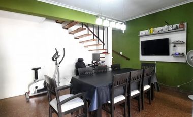 Casa PH en venta en Lanus Este