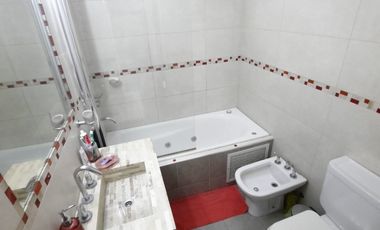 Casa PH en venta en Lanus Este