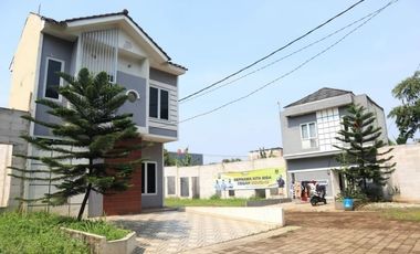 Dijual cepat rumah 2 lantai harga 1 lantai dekat pemda cibonong dan stasiun cilebut