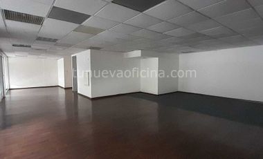 Oficina de 308m2 Acondicionada en Renta en Torre corporativa en Col. Juarez,CDMX