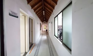 BODEGA EN ARRIENDO UBICADA EN MEDELLIN SECTOR COLOMBIA