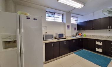 BODEGA EN ARRIENDO UBICADA EN MEDELLIN SECTOR COLOMBIA