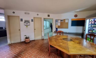 BODEGA EN ARRIENDO UBICADA EN MEDELLIN SECTOR COLOMBIA