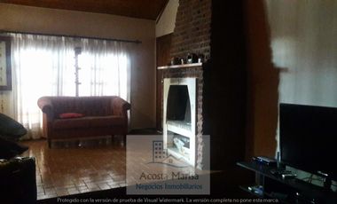 MANUELITA DE ROSAS 1700