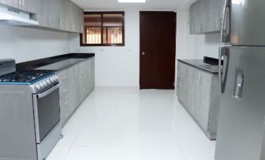 Alquiler/ Venta de Casa Duplex en Vía Israel -San Francisco (MM)