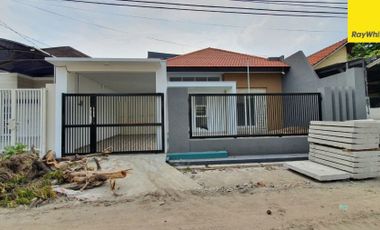 Dijual Rumah 2 Lantai Siap Huni Lokasi Di Jl. Ngagel Jaya Tengah