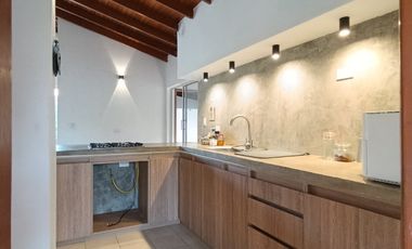 casa en arriendo en via bocono. Cod A32123