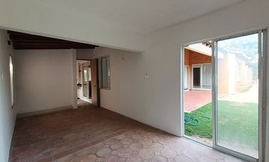 casa en arriendo en via bocono. Cod A32123
