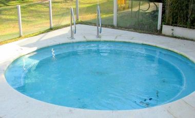 Quinta de 10.000 m2 en Las Glorias - Ing. Maschwitz
