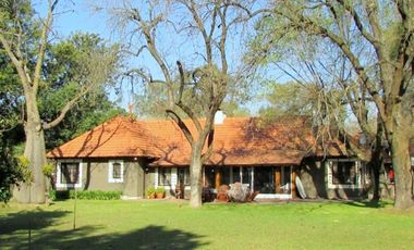 Quinta de 10.000 m2 en Las Glorias - Ing. Maschwitz