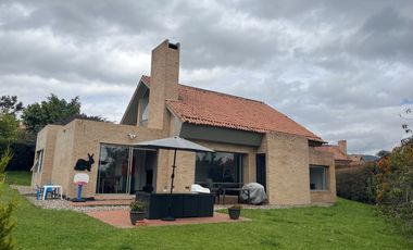 casa en venta en macadamia. Cod V8408342