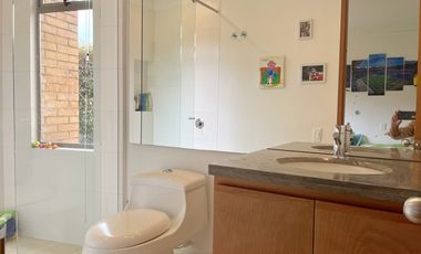 casa en venta en macadamia. Cod V8408342