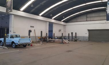 INMEJORABLE EDIFICIO COMERCIAL O INDUSTRIAL DE 13.500 M2  PARA EMPRESA O INDUSTRIA