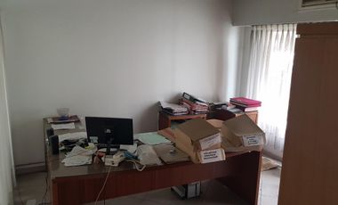 INMEJORABLE EDIFICIO COMERCIAL O INDUSTRIAL DE 13.500 M2  PARA EMPRESA O INDUSTRIA