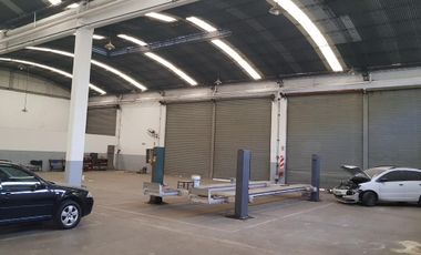 INMEJORABLE EDIFICIO COMERCIAL O INDUSTRIAL DE 13.500 M2  PARA EMPRESA O INDUSTRIA