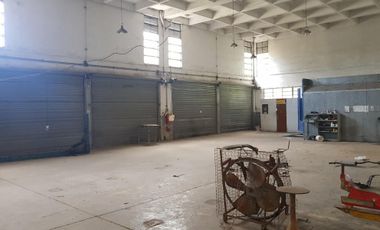 INMEJORABLE EDIFICIO COMERCIAL O INDUSTRIAL DE 13.500 M2  PARA EMPRESA O INDUSTRIA