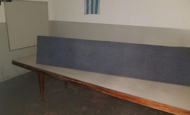 INMEJORABLE EDIFICIO COMERCIAL O INDUSTRIAL DE 13.500 M2  PARA EMPRESA O INDUSTRIA
