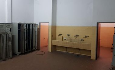 INMEJORABLE EDIFICIO COMERCIAL O INDUSTRIAL DE 13.500 M2  PARA EMPRESA O INDUSTRIA