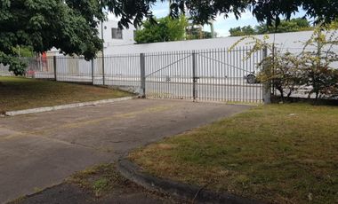 INMEJORABLE EDIFICIO COMERCIAL O INDUSTRIAL DE 13.500 M2  PARA EMPRESA O INDUSTRIA
