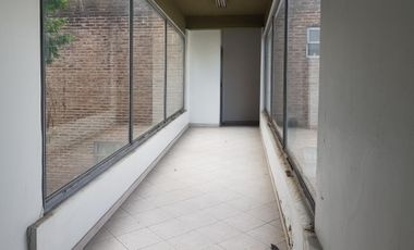 INMEJORABLE EDIFICIO COMERCIAL O INDUSTRIAL DE 13.500 M2  PARA EMPRESA O INDUSTRIA