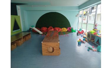 Vive Bien!!  Alquila  Depa + Cochera   En Exclusivo Condominio En Chorrillos