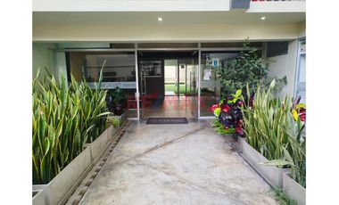 Vive Bien!!  Alquila  Depa + Cochera   En Exclusivo Condominio En Chorrillos