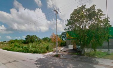 Excelente Terreno en venta de 10,000 m2  para Usos Mixtos en Cancún Centro.