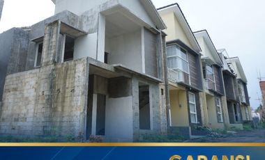 DIUANGKAN SECEPATNYA! Villa Keluarga dengan Private Pool Harga 600juta