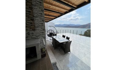 CASA EN VENTA EN VALLE DE BRAVO SAN GASPAR