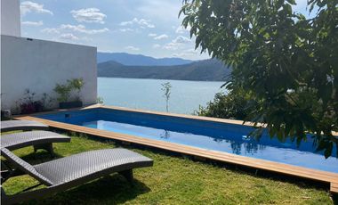 CASA EN VENTA EN VALLE DE BRAVO SAN GASPAR