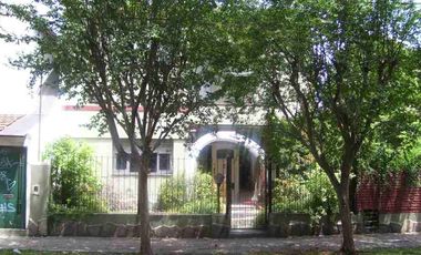 Casa en venta en Burzaco Oeste