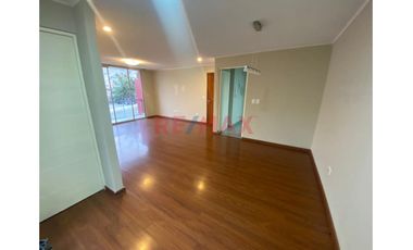 Alquilo Hermoso Y Amplio Departamento En Las Lomas De La Molina - 1Er Piso - 4 Dorm - 2 Estac