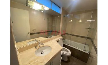 Alquilo Hermoso Y Amplio Departamento En Las Lomas De La Molina - 1Er Piso - 4 Dorm - 2 Estac