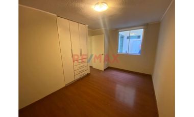 Alquilo Hermoso Y Amplio Departamento En Las Lomas De La Molina - 1Er Piso - 4 Dorm - 2 Estac