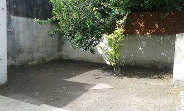 Casa PH en venta en Lanus Este
