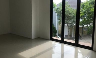 Dijual Rumah Citraland Cluster Stamford New Gress Minimalis